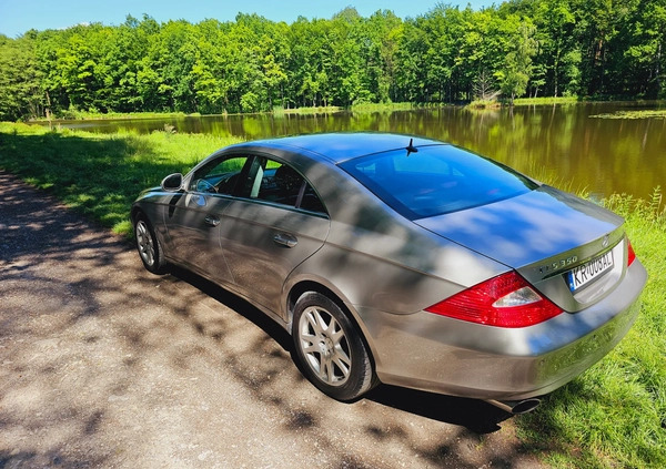 Mercedes-Benz CLS cena 29900 przebieg: 247410, rok produkcji 2005 z Chełmża małe 466